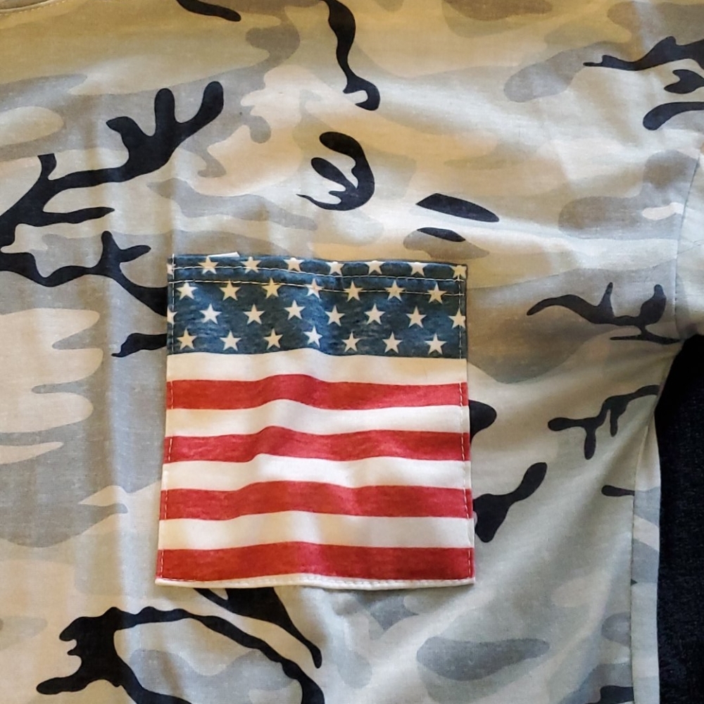 Camo tee - Picture 2 of 3